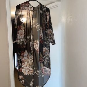 Cute cover up bathing suits, casual or date night.